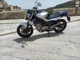 SUZUKI GLADIUS 650 SFV