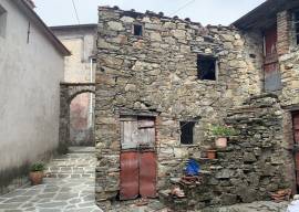 Casa in Vendita a Fivizzano, Corsano (Lunigiana) MS