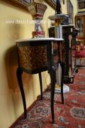 Comodino-tavolino a fagiolo ebanizzato con piano in marmo stile Luigi XV