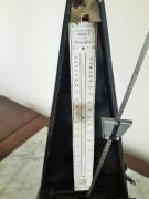 Antico  raro  metronomo  Maelzel -Paquet  forme a Coquille  con campanello   numero di serie 574531 