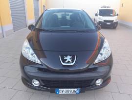 Peugeot 207 1.4 Gpl Xline 