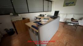 Arredi e macchine elettriche ed elettroniche da ufficio