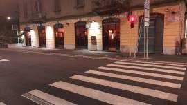 NEGOZIO  AFFITTASI  300  MQ.