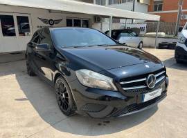 Mercedes Classe A 180d 110 CV Night Edition 