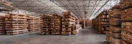 Travi e materiali antichi per strutture e design 