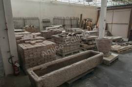 Travi e materiali antichi per strutture e design 