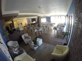Vendesi Locale Pizzeria Ristorante – Locale Ampio con Spazio Esterno