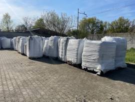 Carta, cartone, materiale plastico e rimanenze varie