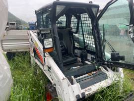 Mini pala Bobcat S100 oltre accessori