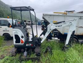 Miniescavotore Bobcat mod. E17 Z oltre accessori