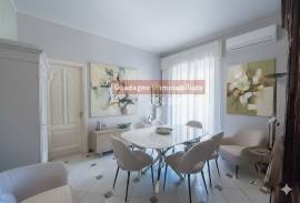 LECCE CITTÀ IN VENDITA VILLA CON PISCINA 