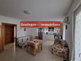 LECCE CITTà TRILOCALE CON 2 BALCONI - BOX AUTO 