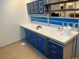 ARREDO LABORATORIO E UFFICI