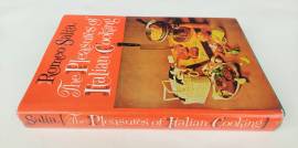 The pleasures of Italian Cooking by Romeo Salta Editore: MacMillan Publishing Company,  gennaio 1962