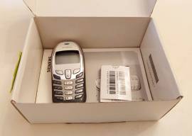 Telefono cellulare Siemens modello A57 colore grigio argento come nuovo Telefono cellulare Siemens modello A57 colore grigio argento come nuovo