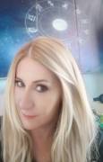 Akire Sonya astrocartomante
