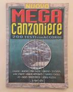Nuovo Mega canzoniere 200 testi e accordi Ed.Carlsch, Milano 2002