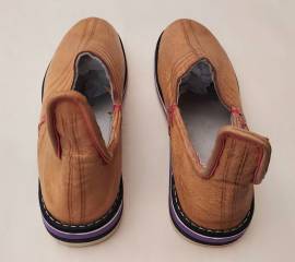 Pantofole Babouche in vera pelle, artigianali marocchine per uomo. Pantofole Babouche in vera pelle, artigianali marocchine per uomo.