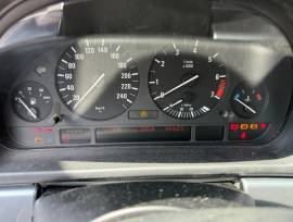 Opel Antara e BMW 520i Opel Antara e BMW 520i
