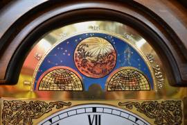 Orologio a colonna stile Grandfhater con fasi lunari Orologio a colonna stile Grandfhater con fasi lunari
