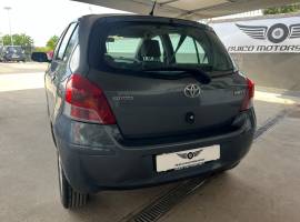 Toyota Yaris 5p 1.3 100 CV - Perfetta - Garanzia 