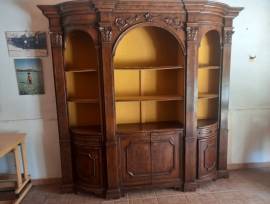 Antica libreria epoca inizi 900 in legno di noce Antica libreria epoca inizi 900 in legno di noce