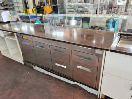 ARREDO BAR PER AREA DI SERVIZIO USATO 