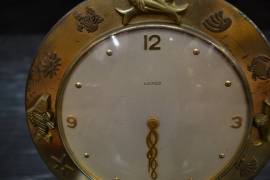 Orologio da tavolo Luxor in bronzo stile Art Déco metà XX sec