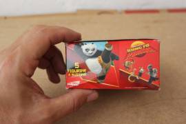 FIGURINE STICKERS KUNG FU PANDA • BOX 50 BUSTINE EDIBAS