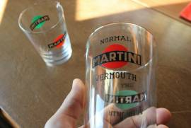 MARTINI VERMOUTH Shaker Vintage e Bicchierino Dosatore 1960 BICCHIERE COCKTAIL