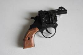 Lotto due giocattoli pistole revolver anni 80 fondo di magazzino