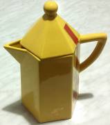 Caraffa in porcellana caffè Vergnano di colore giallo nuova + sigillo originale