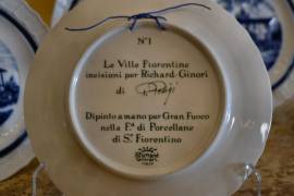 Gruppo di sette piatti da collezione di Richard Ginori Sesto Fiorentino