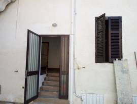 CASA INDIPENDENTE RISTRUTT. 1 DI 65 MQ +P.AUTO 