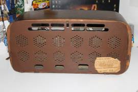 Radio a valvole da tavolo Magnadyne S-88 vintage da collezione anni 50