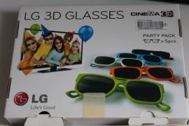 OCCHIALI / GLASSES - PARTY PACK FOR LG CINEMA 3D - AG-F315 - 4 Paia Occhiali
