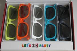 OCCHIALI / GLASSES - PARTY PACK FOR LG CINEMA 3D - AG-F315 - 4 Paia Occhiali