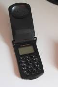 Telefonia cellulare vintage GSM ETACS Motorola Startac 130 usato funzionante.