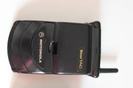 Telefonia cellulare vintage GSM ETACS Motorola Startac 130 usato funzionante.