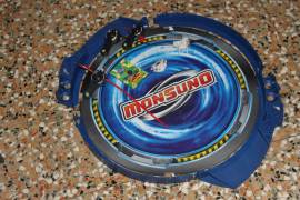 Monsuno Strike Sector Gioco Combattimento Jakks Pacific Battle Arena Beyblade