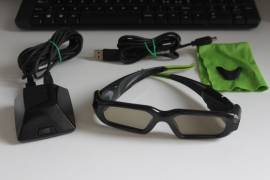 Kit occhiali nvidia 3d streoscopici Realtà Virtuale usato funzionante