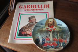 PIATTO E Fascicolo da collezione GIUSEPPE GARIBALDI 1882 - 1982 Centenario -