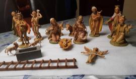  statue presepe e dischi CD religiosi CERCHIAM