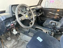 Autocarro Mercedes 240GD