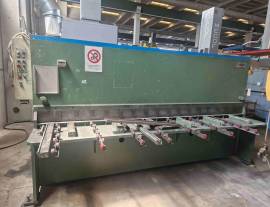 Cesoia Oleodinamica Omag 3000 X 8 