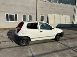 Fiat Punto van targata DK137HV