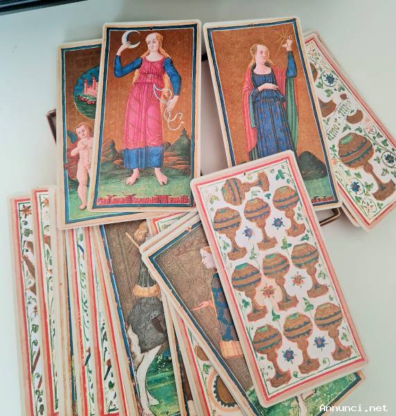 Tarocchi dei Visconti vintage Accademia di Carrara Bergamo n ° 26 carte custodia originale ,