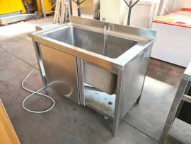 LAVATOIO ARMADIATO CON PORTA COLTELLI USATO 