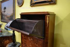 Scarpiera stile Napoleone III a quattro ripiani intarsiata
