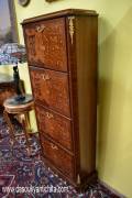 Scarpiera stile Napoleone III a quattro ripiani intarsiata